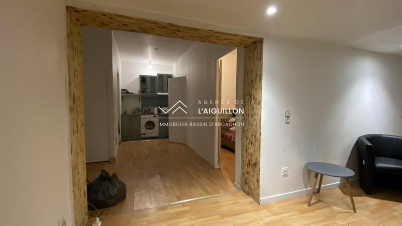 Local commercial - 76 m² - 4 pièces