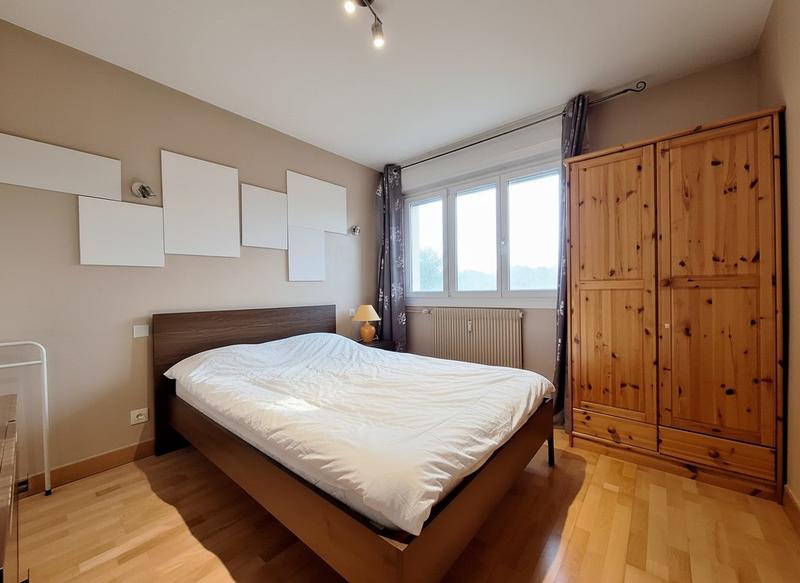 Appartement - 87 m² - 5 pièces