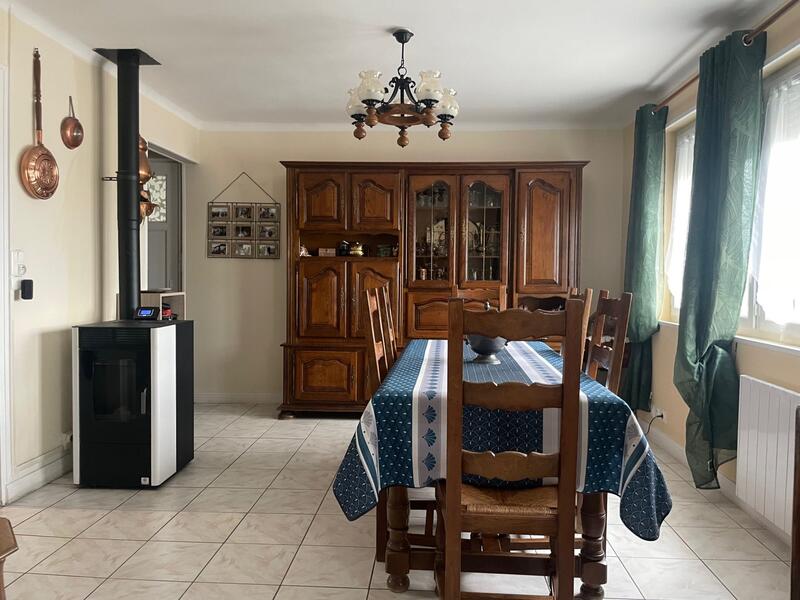 Maison - 102 m² - 5 pièces