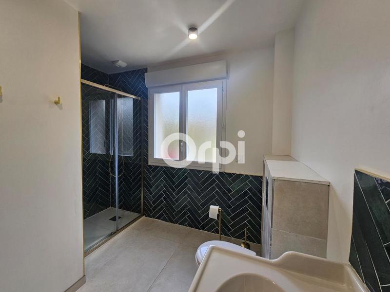 Maison - 93 m² - 4 pièces