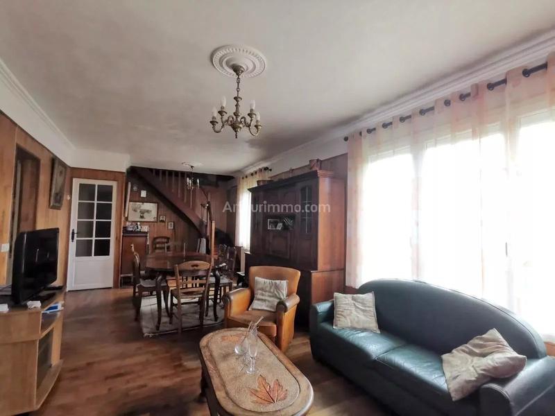 Maison - 101 m² - 6 pièces