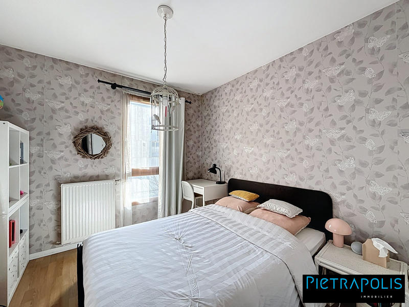 Appartement - 82 m² - 4 pièces