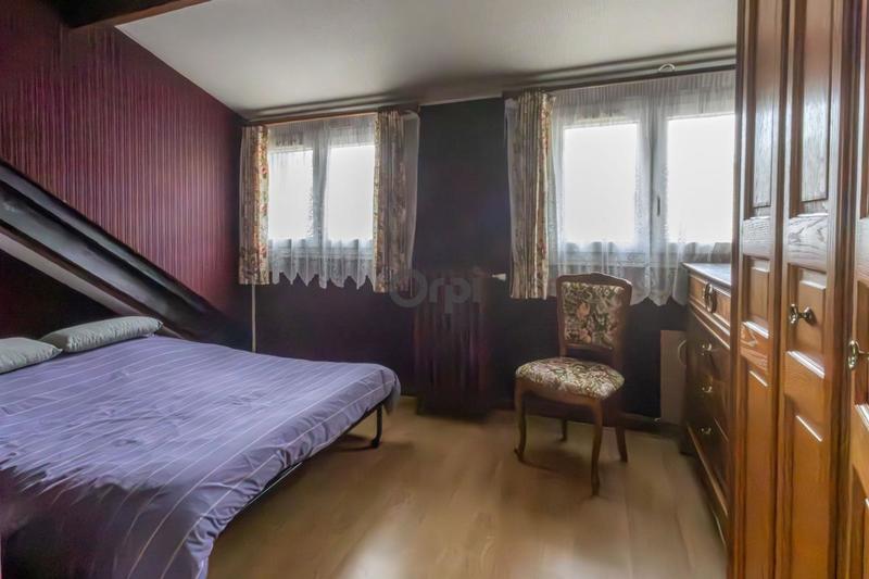 Maison - 224 m² - 5 pièces