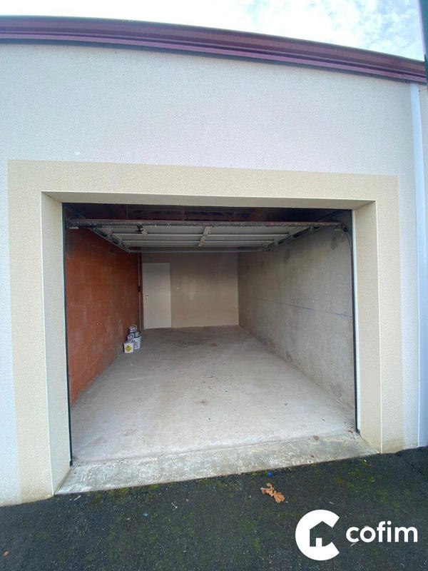 Maison - 99 m² - 5 pièces