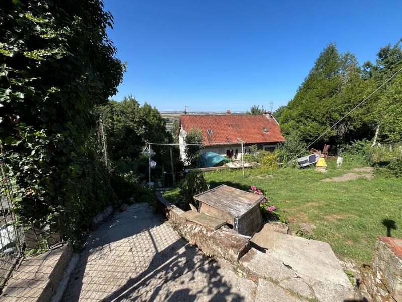 Maison - 80 m² - 4 pièces