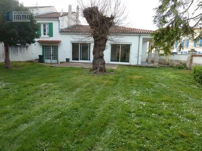 Maison de ville - 117 m² - 5 pièces