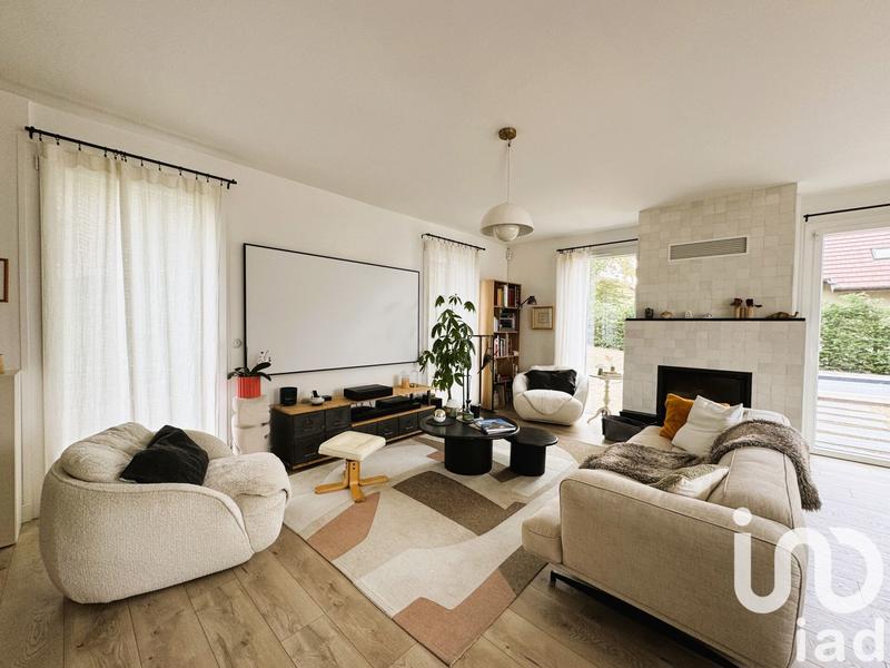 Maison - 190 m² - 6 pièces