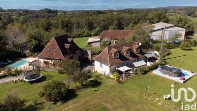 Maison - 175 m² - 6 pièces