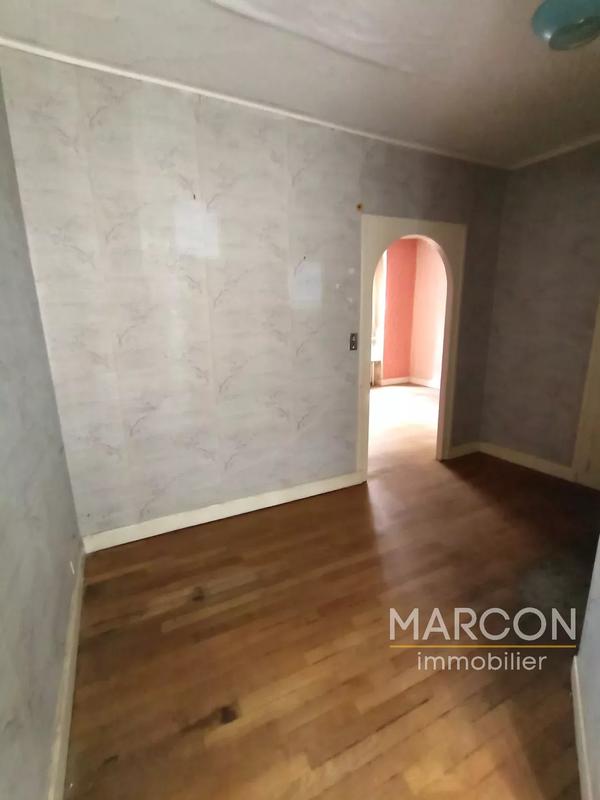 Immeuble - 103 m² - 5 pièces