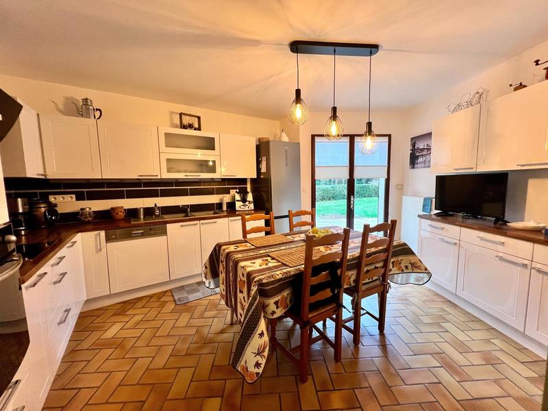 Maison - 183 m² - 6 pièces