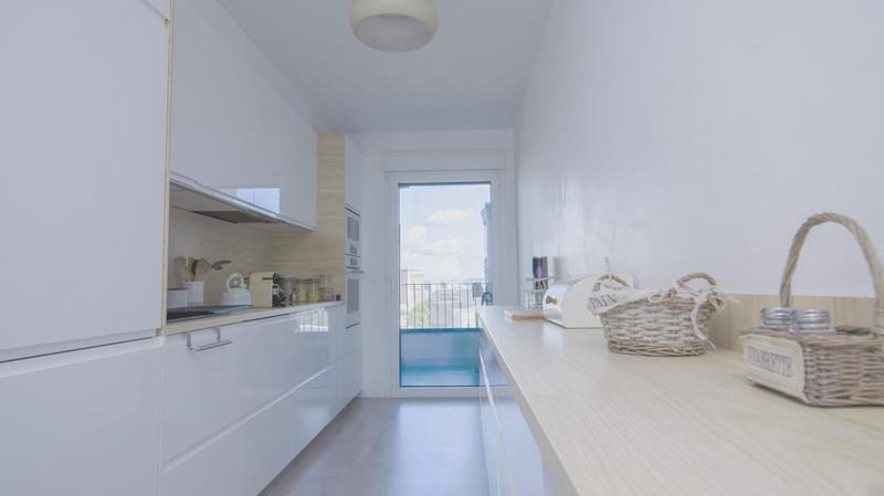 Appartement - 84 m² - 4 pièces