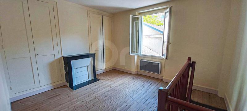 Maison - 161 m² - 6 pièces