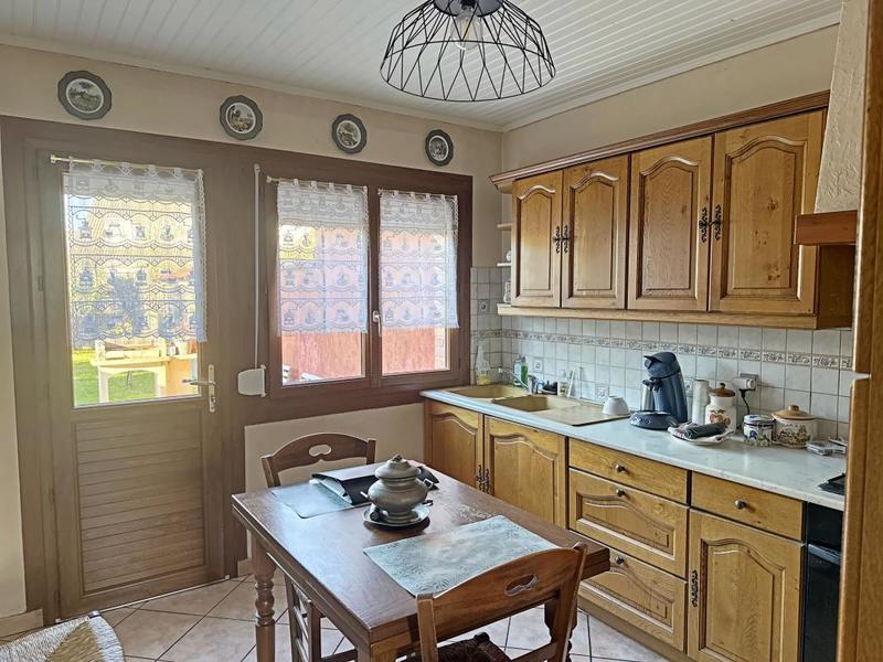 Maison - 94 m² - 5 pièces