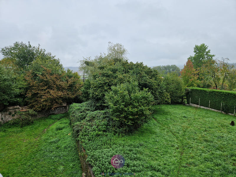 Maison - 227 m² - 15 pièces