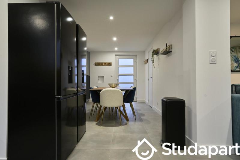 Chambre - 13 m² - 1 pièce