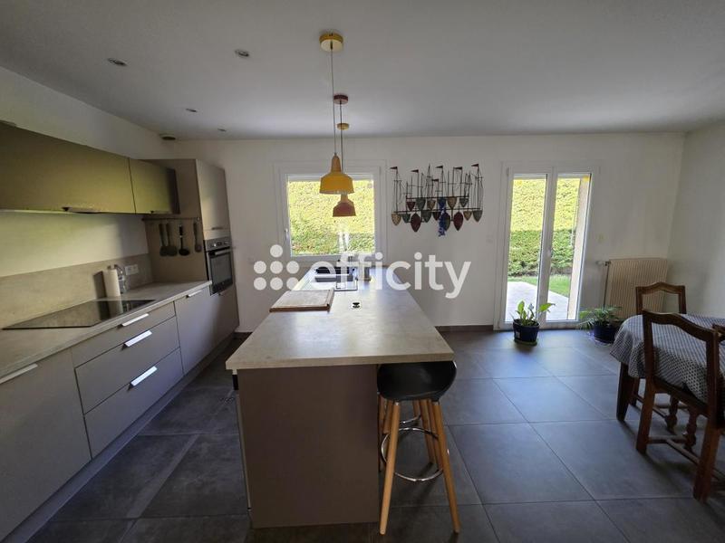 Pavillon - 97 m² - 4 pièces