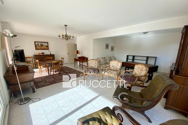 Appartement - 90 m² - 3 pièces