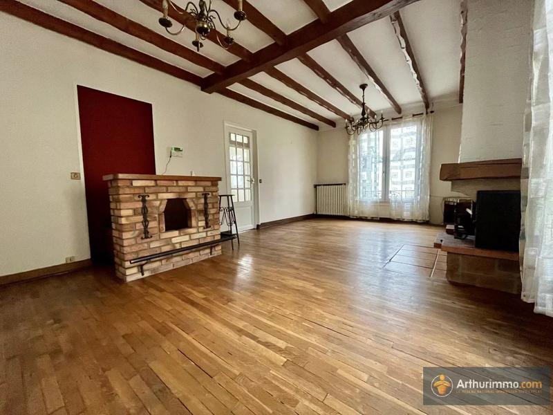 Maison - 90 m² - 5 pièces