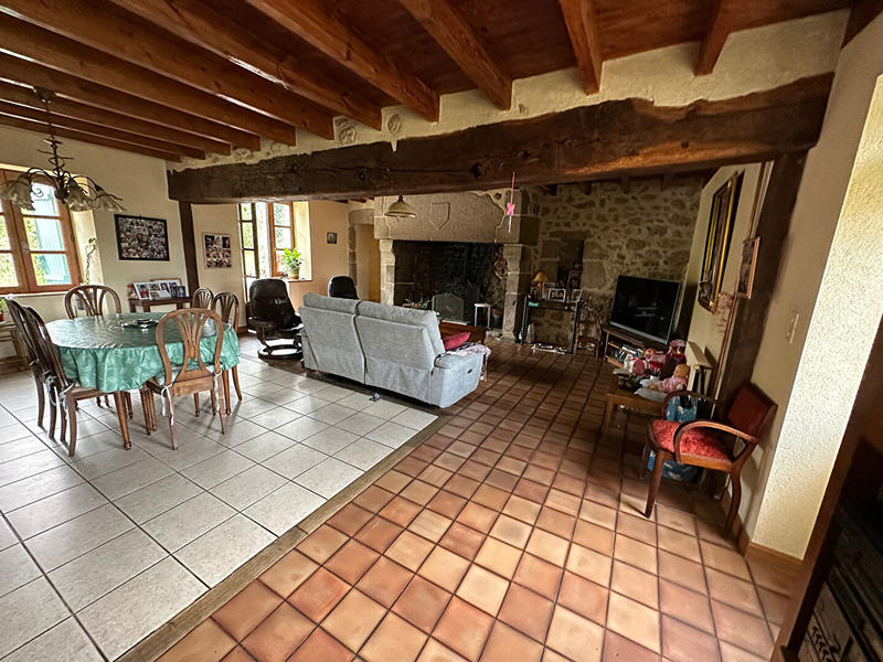 Maison - 184 m² - 5 pièces