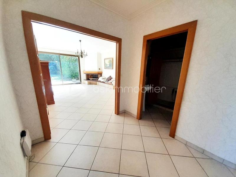 Maison - 193 m² - 8 pièces