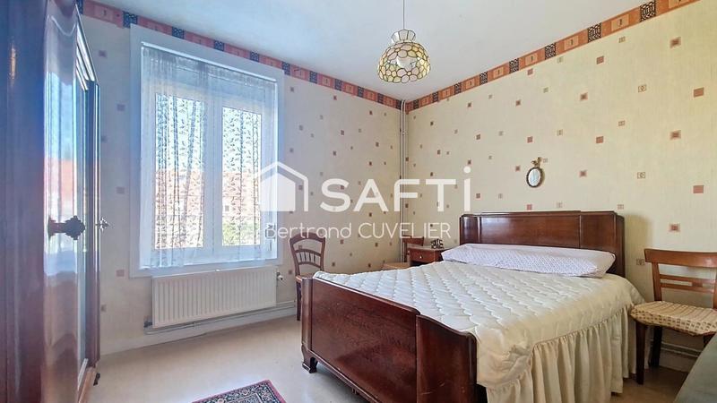 Maison - 99 m² - 6 pièces