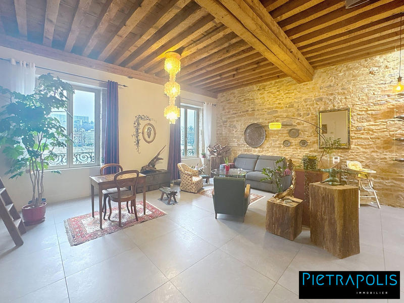 Appartement - 185 m² - 6 pièces