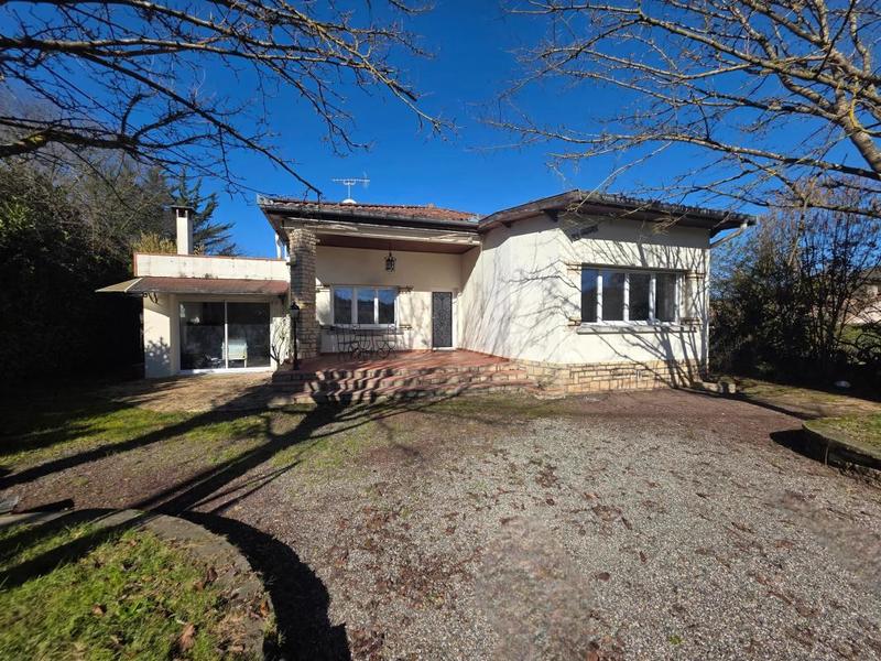 Maison - 152 m² - 5 pièces