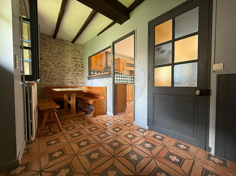 Maison - 180 m² - 8 pièces