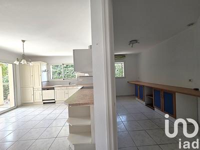 Maison - 136 m² - 5 pièces