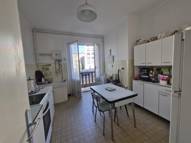 Appartement - 96 m² - 3 pièces