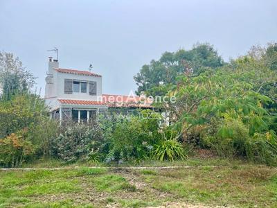 Maison - 140 m² - 6 pièces