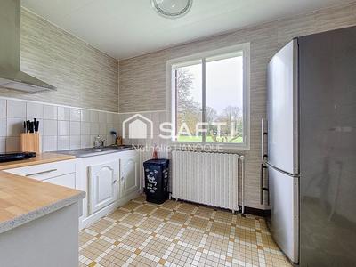 Maison - 82 m² - 5 pièces