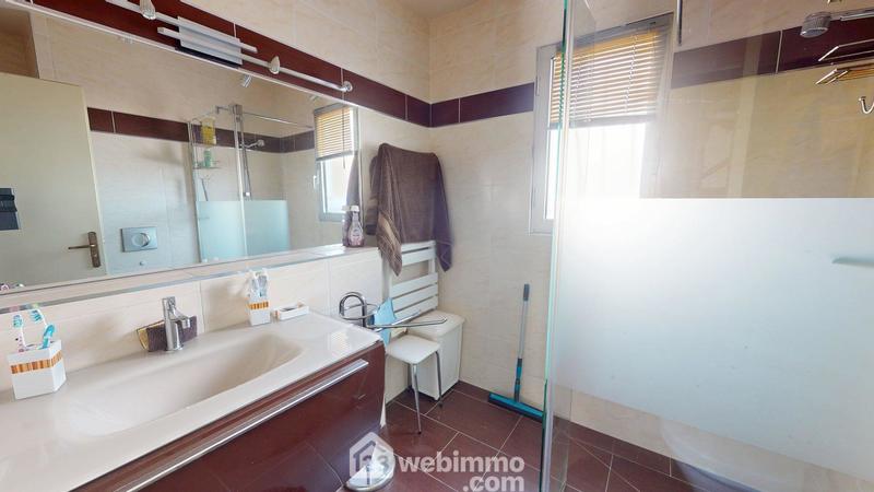 Maison - 145 m² - 6 pièces