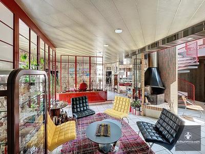 Maison - 308 m² - 8 pièces