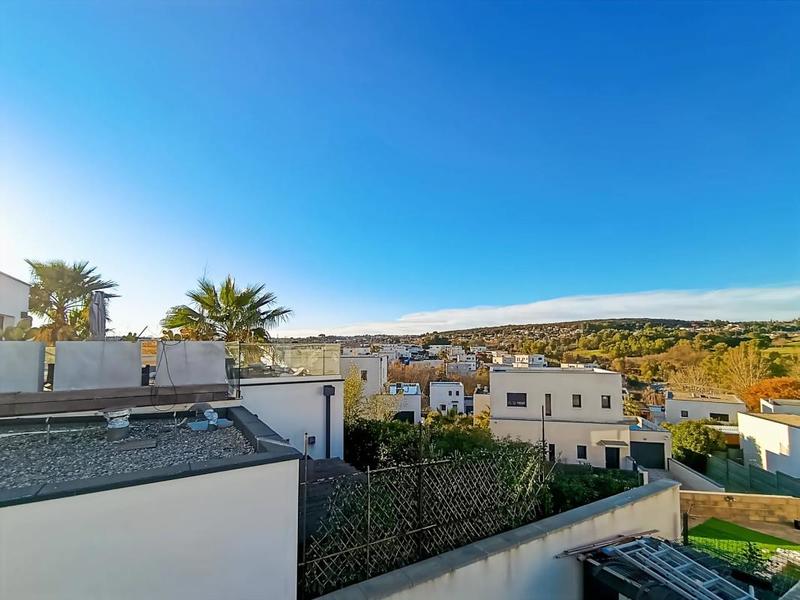 Maison - 157 m² - 7 pièces