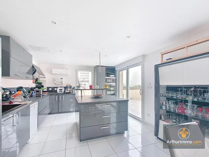 Maison - 187 m² - 7 pièces