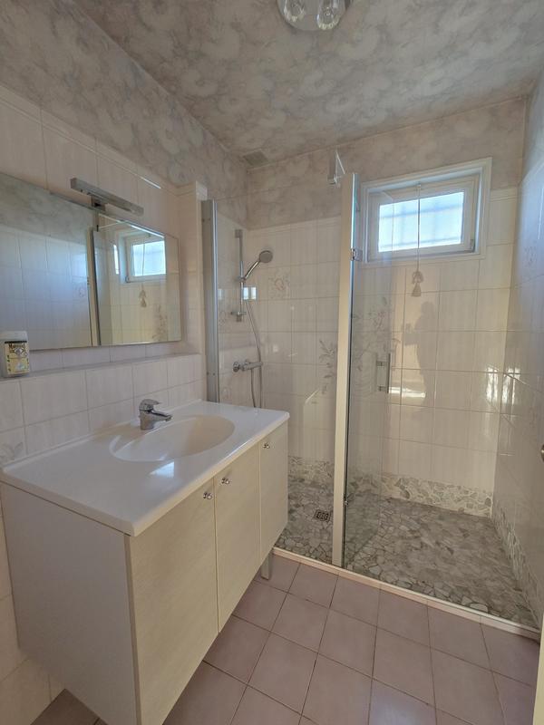 Maison - 92 m² - 3 pièces