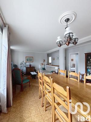 Appartement - 90 m² - 6 pièces