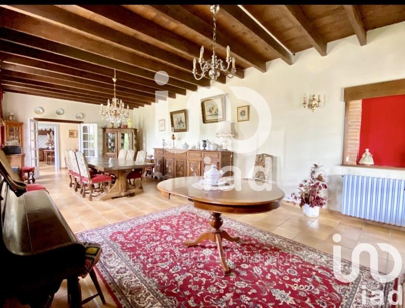 Maison - 307 m² - 8 pièces