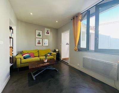 Immeuble - 170 m² - 7 pièces