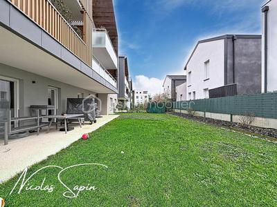 Appartement - 90 m² - 4 pièces