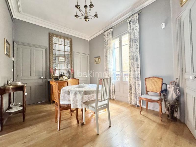 Appartement - 103 m² - 3 pièces