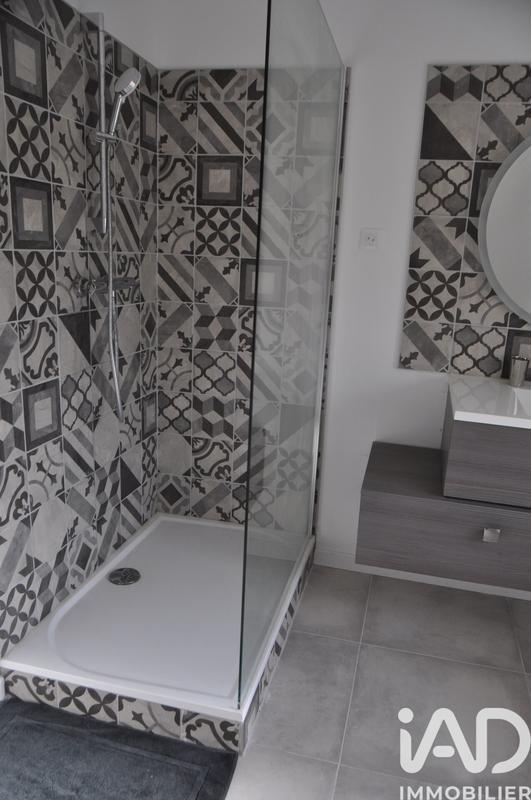 Maison - 209 m² - 7 pièces