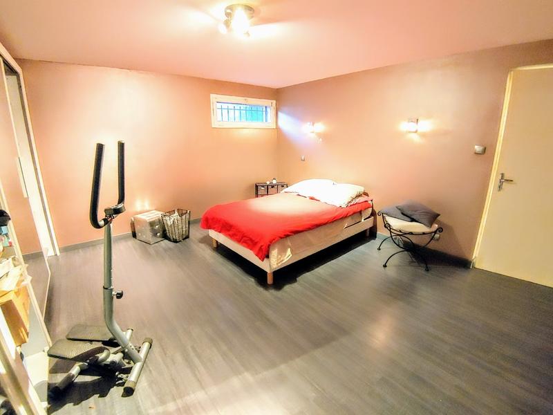 Maison ancienne - 189 m² - 6 pièces