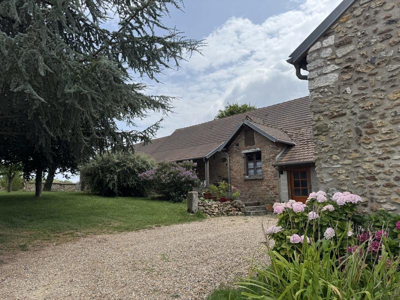 Maison - 138 m² - 5 pièces