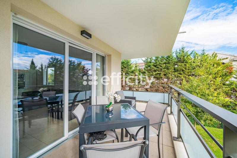 Appartement - 66 m² - 3 pièces