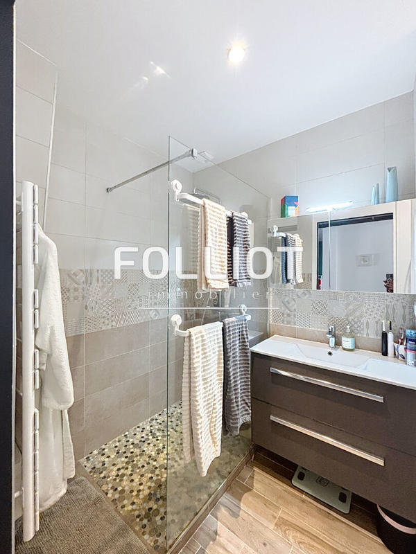 Appartement - 107 m² - 4 pièces