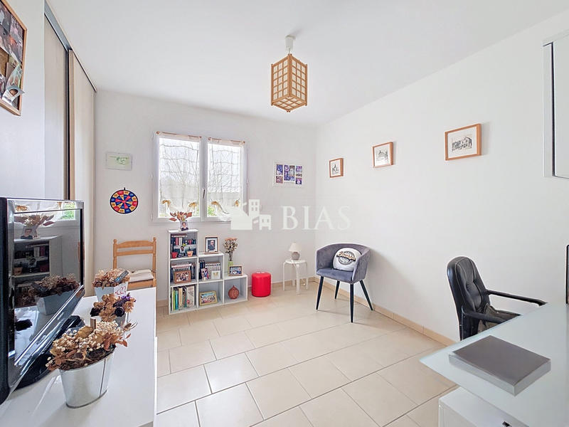 Maison - 95 m² - 4 pièces