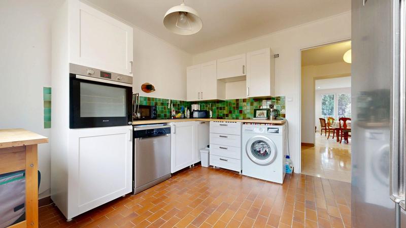 Appartement - 98 m² - 4 pièces