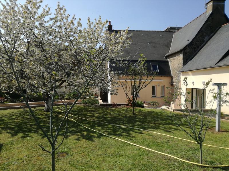 Maison ancienne - 263 m² - 8 pièces